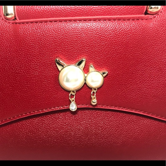 Red Pearl Cats Purse - Picture 7 of 12